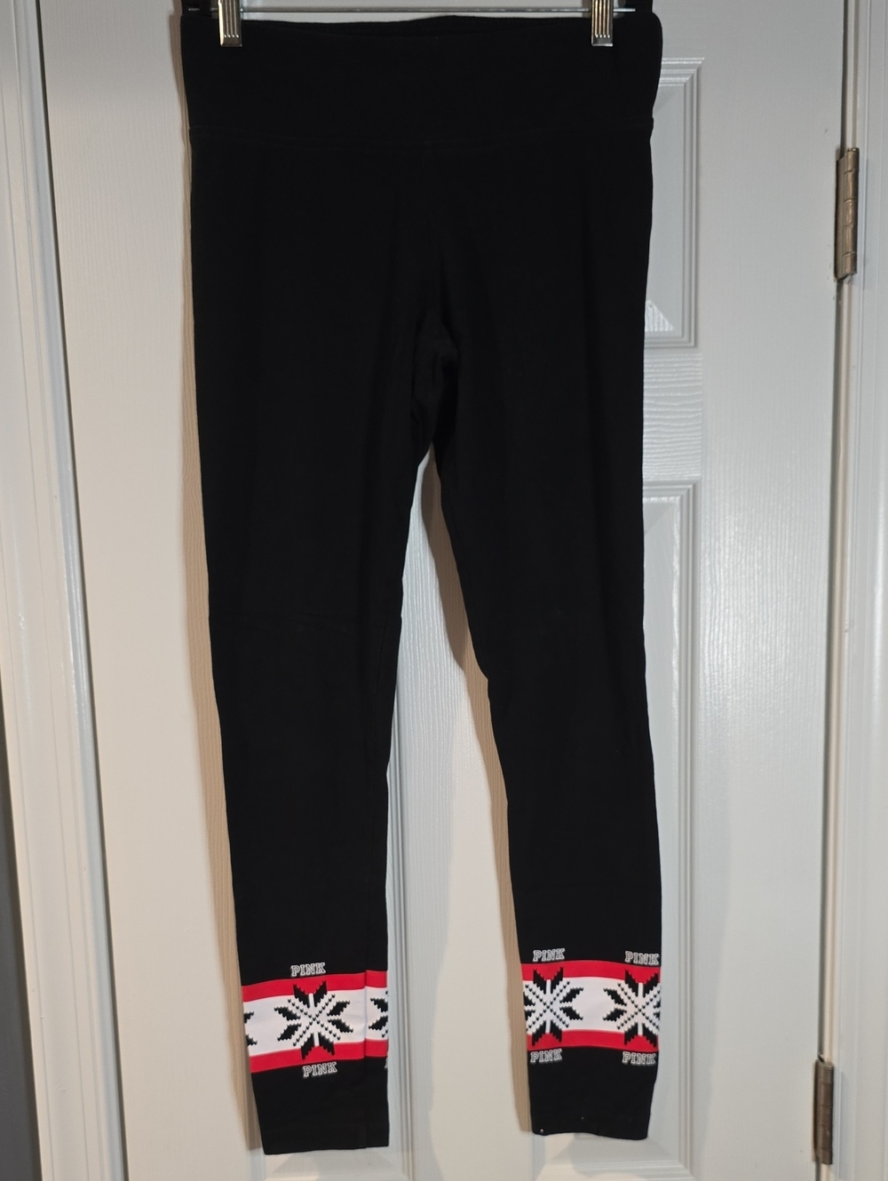PINK Victoria's Secret Black Leggings with Red And White Winter Print Ankles